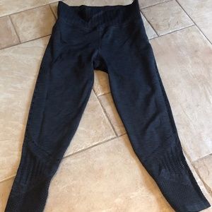 Athleta Ankle length Leggings